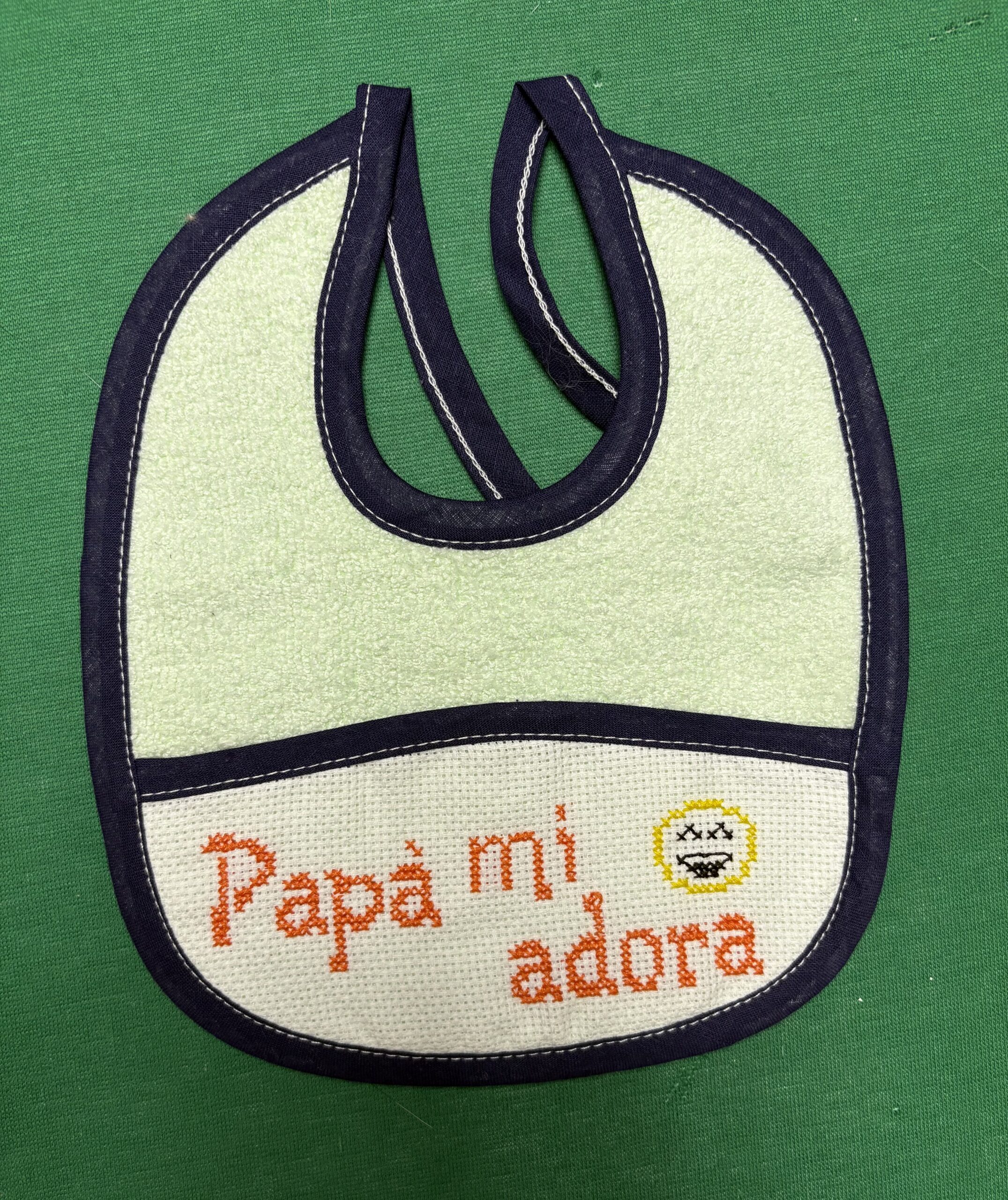 Bavaglino con scritta “Papà mi adora”